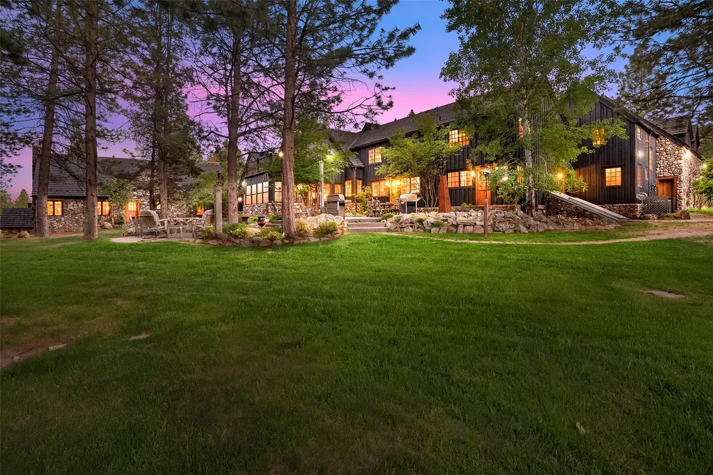 594 Bunkhouse Road Darby MT 59829