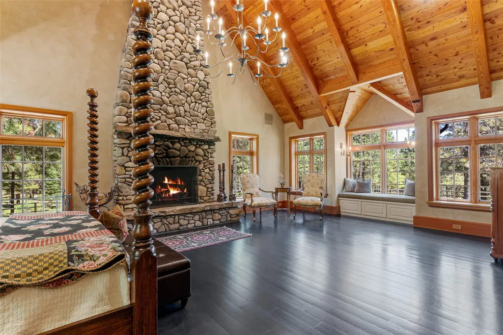 594 Bunkhouse Road Darby MT 59829
