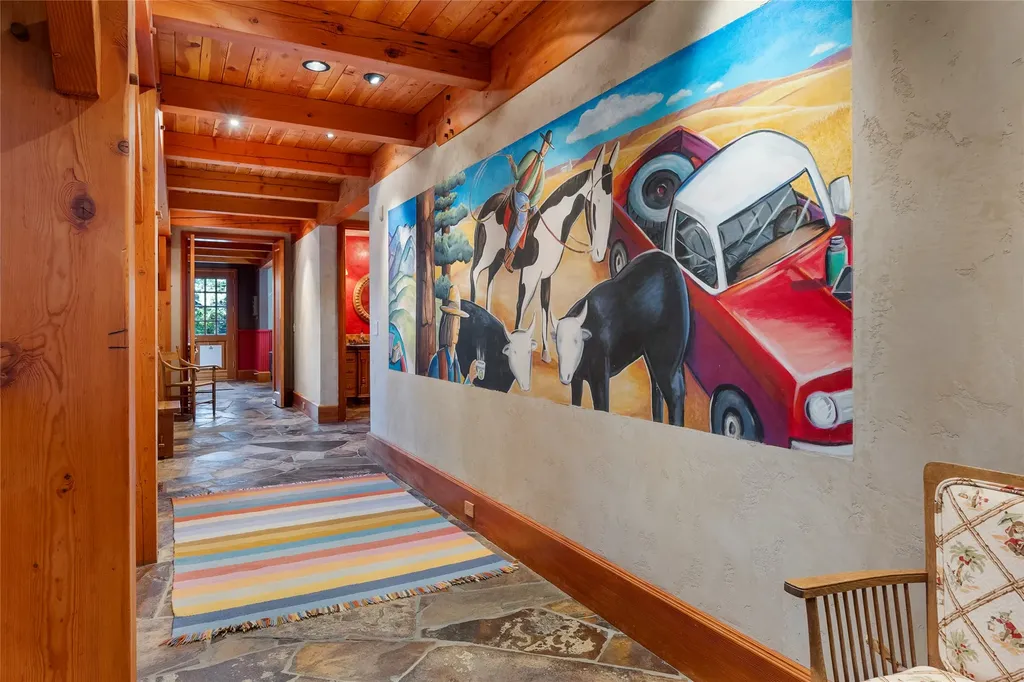594 Bunkhouse Road Darby MT 59829