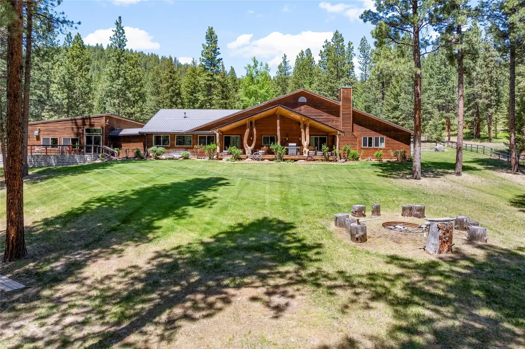 594 Bunkhouse Road Darby MT 59829