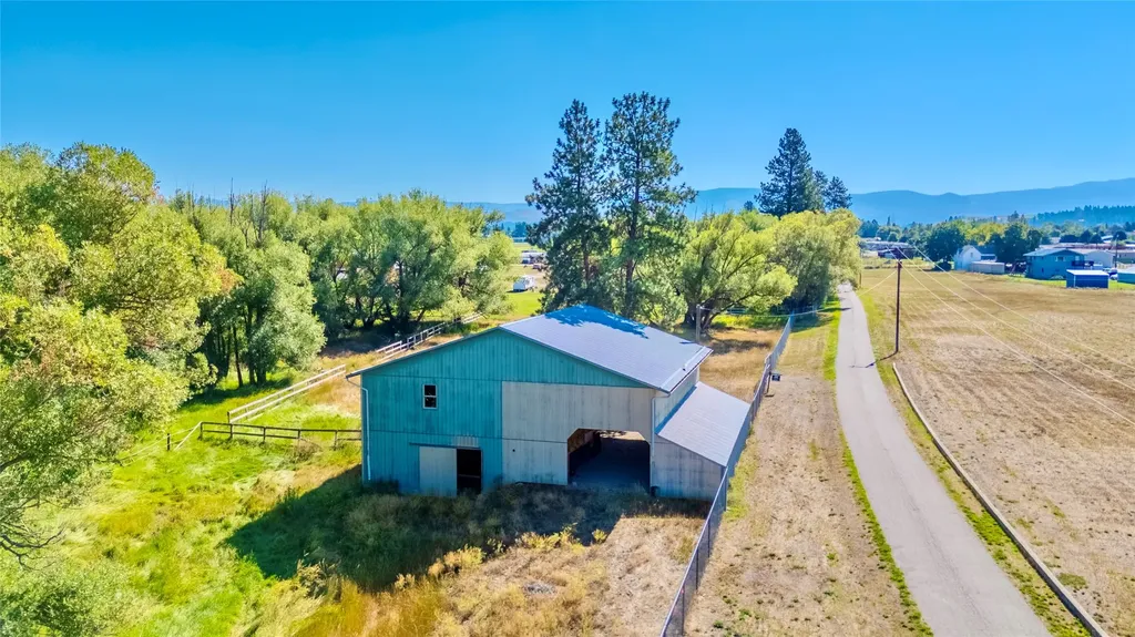 Nhn Mystic River Road Stevensville MT 59870