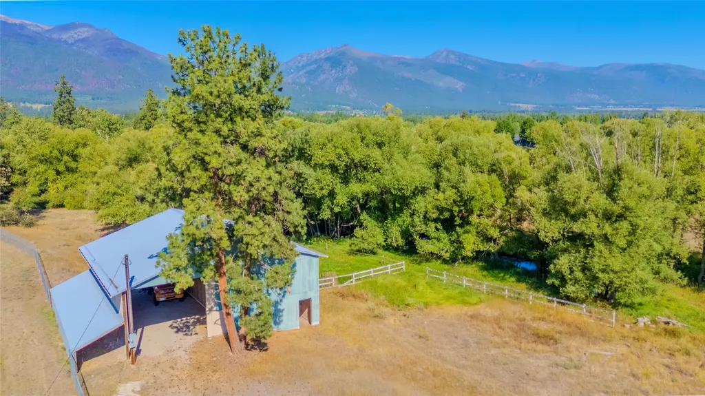 Nhn Mystic River Road Stevensville MT 59870