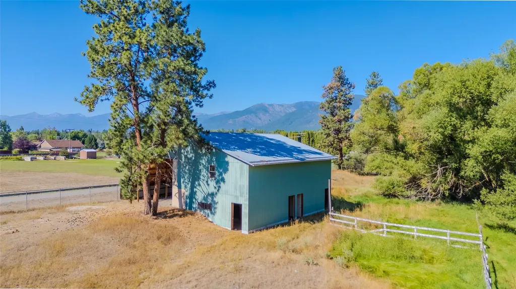 Nhn Mystic River Road Stevensville MT 59870