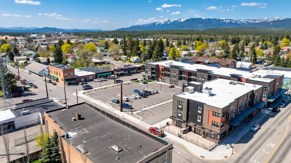 520 1st Avenue W Columbia Falls MT 59912