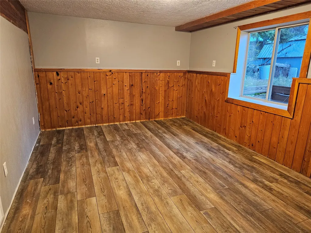 83 Indian Head Road Libby MT 59923