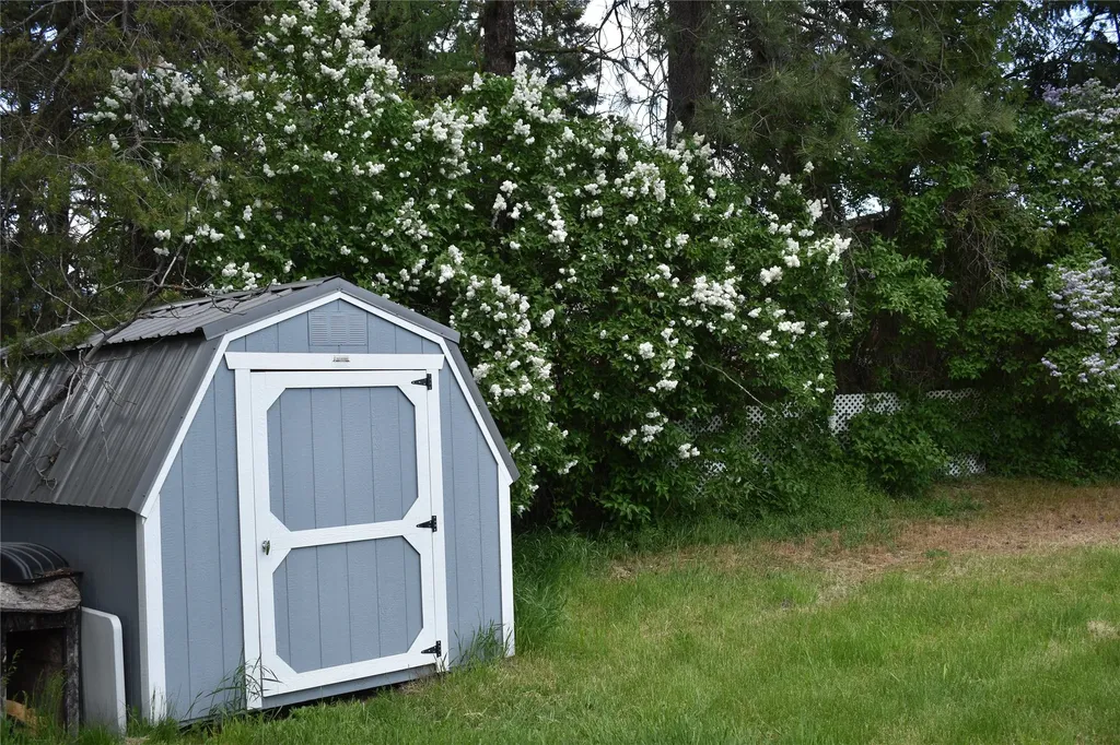 83 Indian Head Road Libby MT 59923