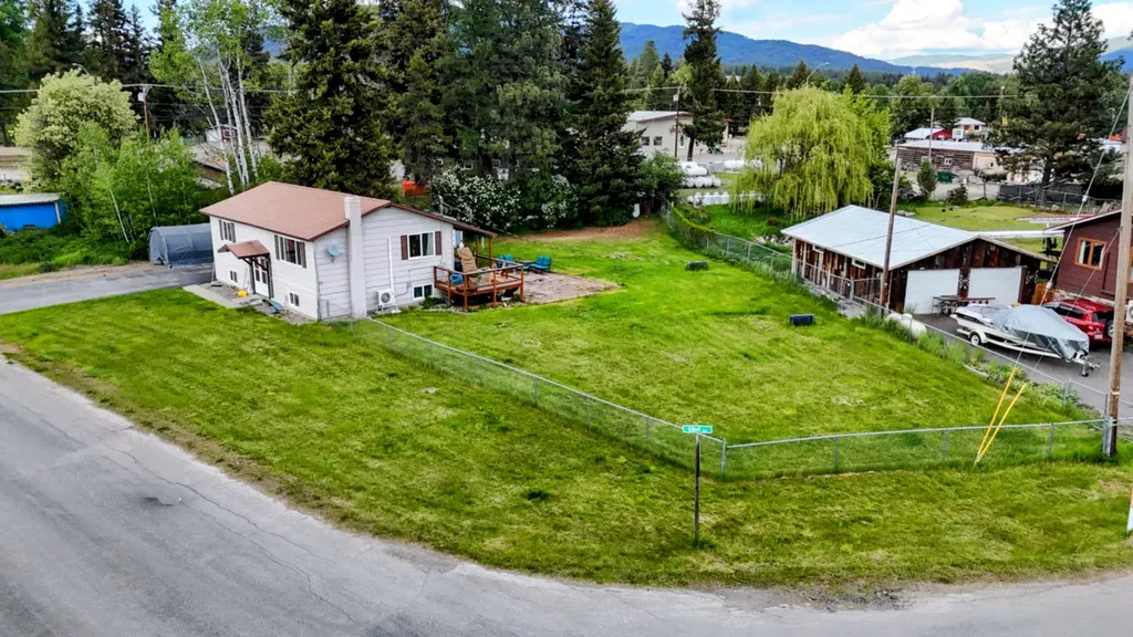 83 Indian Head Road Libby MT 59923