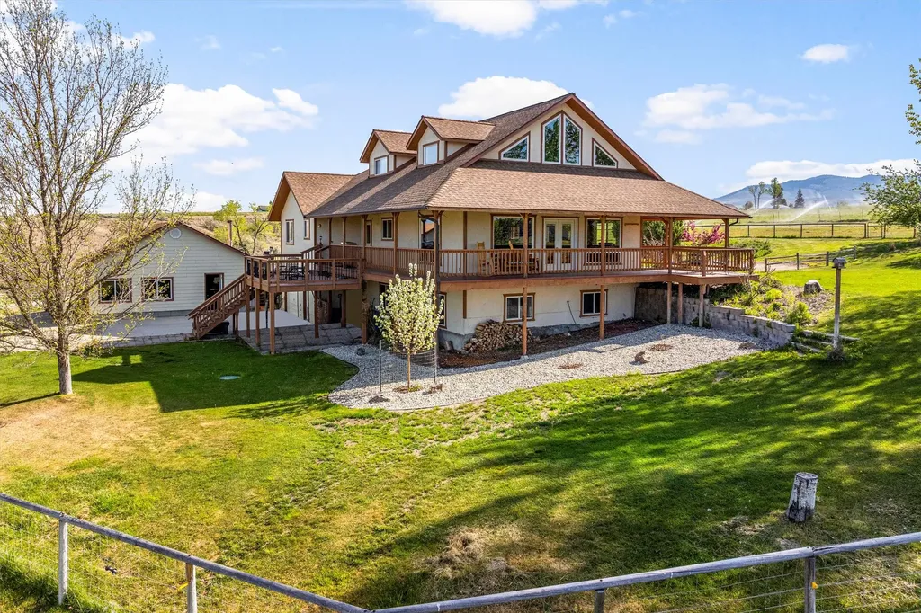 1892 Sutherland Lane Corvallis MT 59828