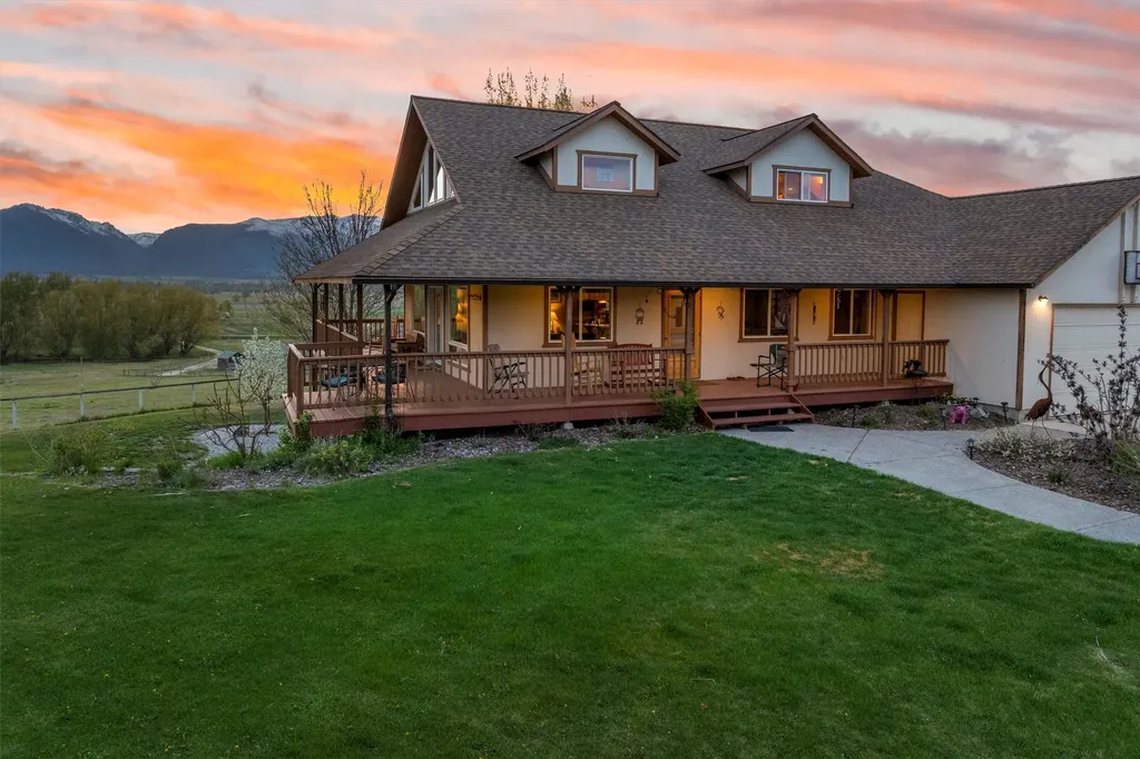 1892 Sutherland Lane Corvallis MT 59828