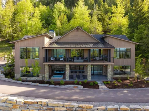 175 N Prairiesmoke Circle Whitefish MT 59937