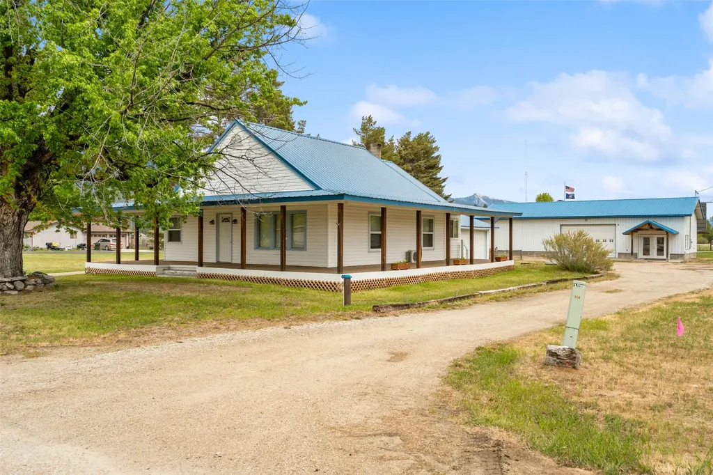 154 Camas Creek Loop Hamilton MT 59840