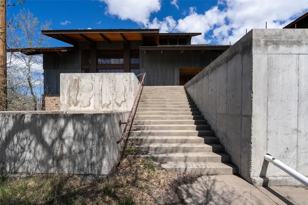 3 Anaconda Hills Drive Black Eagle MT 59414