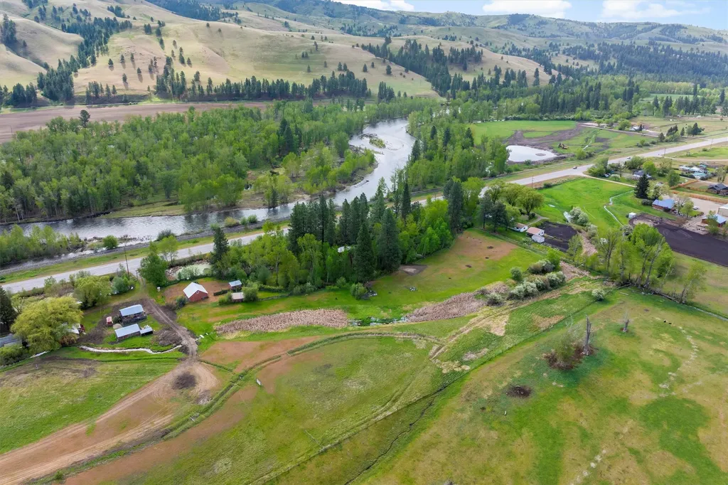 3063 Us Highway 93 Darby MT 59829