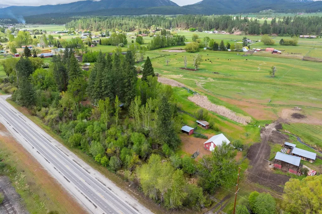 3063 Us Highway 93 Darby MT 59829