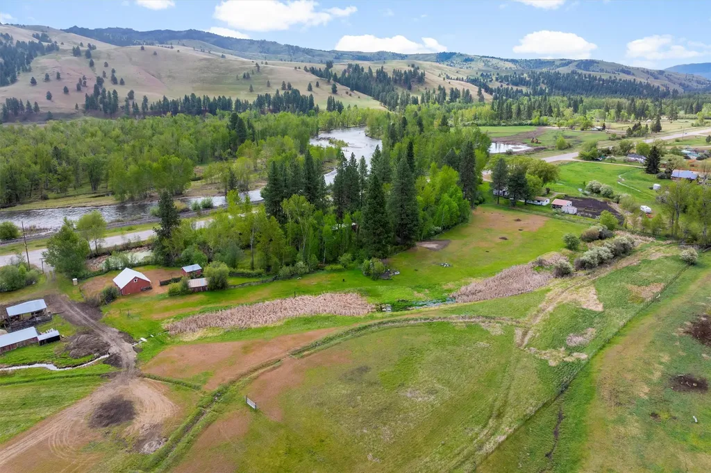 3063 Us Highway 93 Darby MT 59829