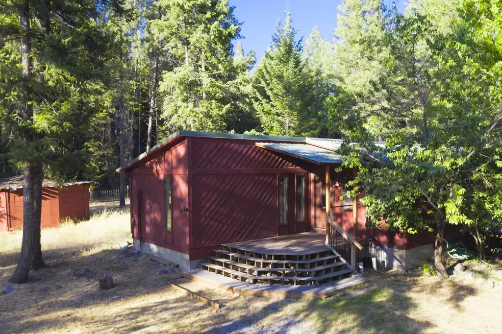 602 Upper Lynch Creek Road Plains MT 59859