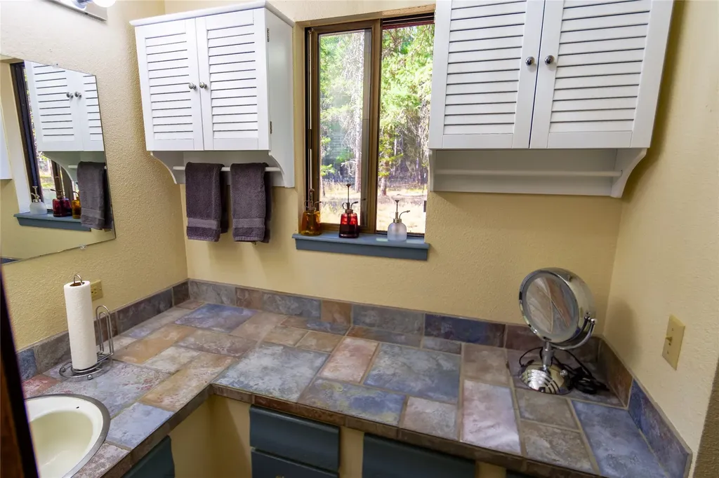 602 Upper Lynch Creek Road Plains MT 59859