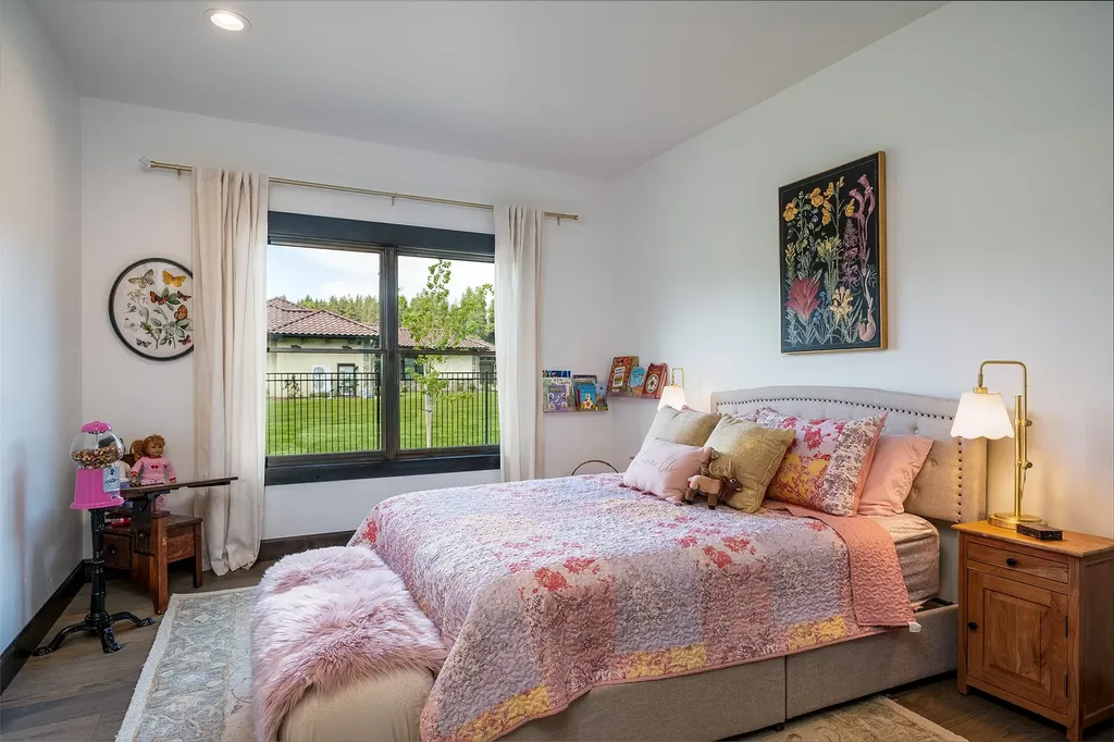 344 Chapman Lane Bigfork MT 59911