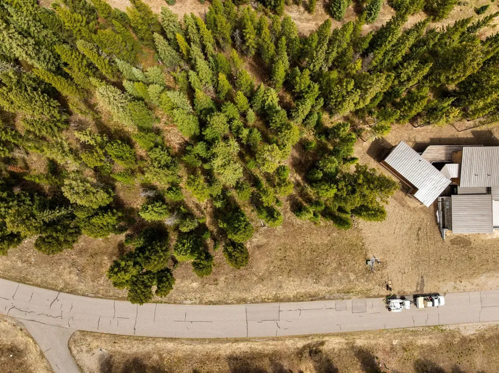 389 Antler Ridge Road Big Sky MT 59716