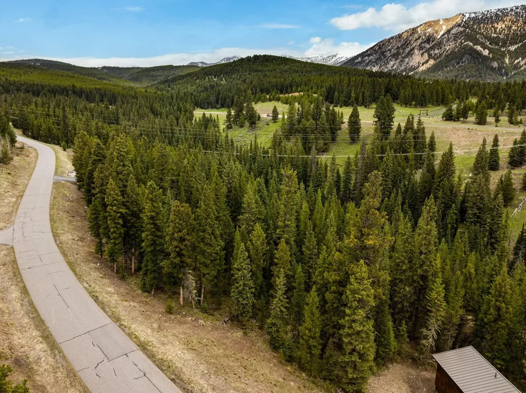 389 Antler Ridge Road Big Sky MT 59716