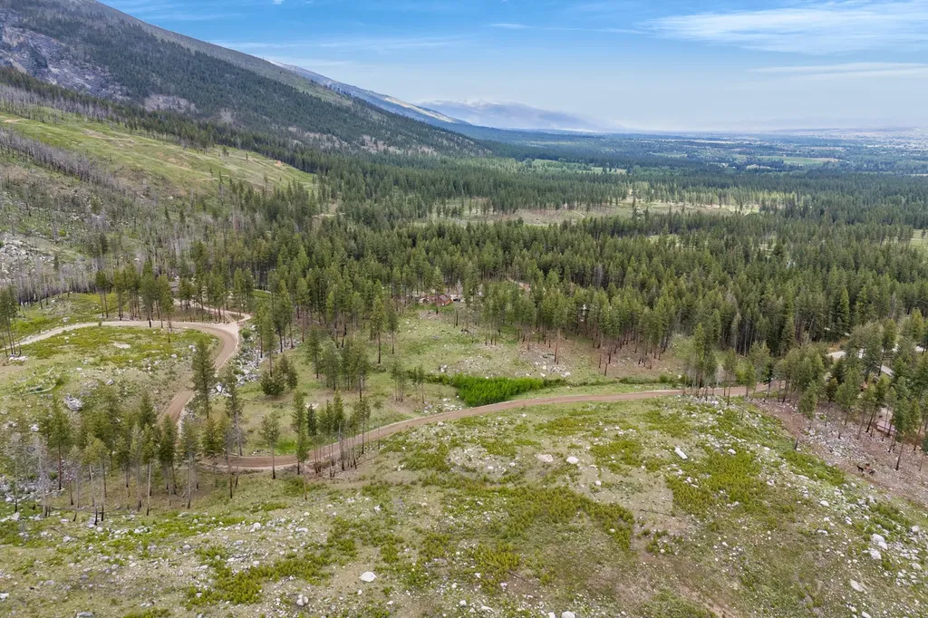 Lot 8 Roaring Lion Road Hamilton MT 59840