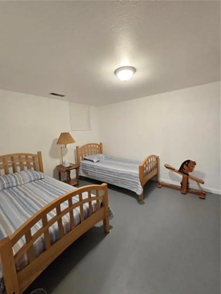 615 6th Avenue E Gildford MT 59525