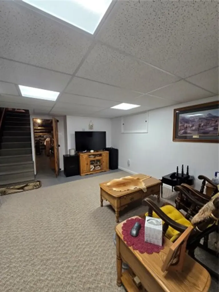 615 6th Avenue E Gildford MT 59525