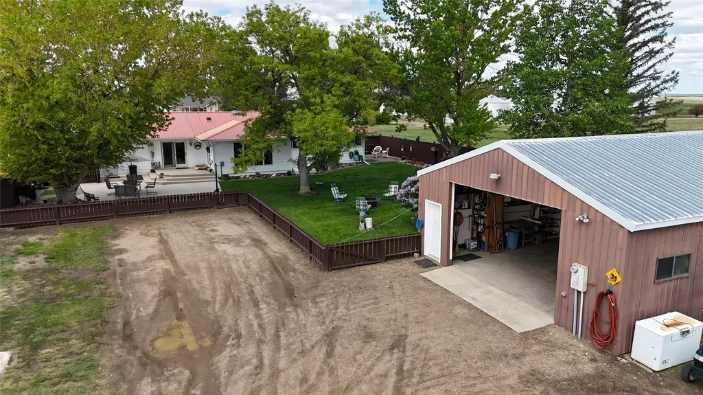 615 6th Avenue E Gildford MT 59525