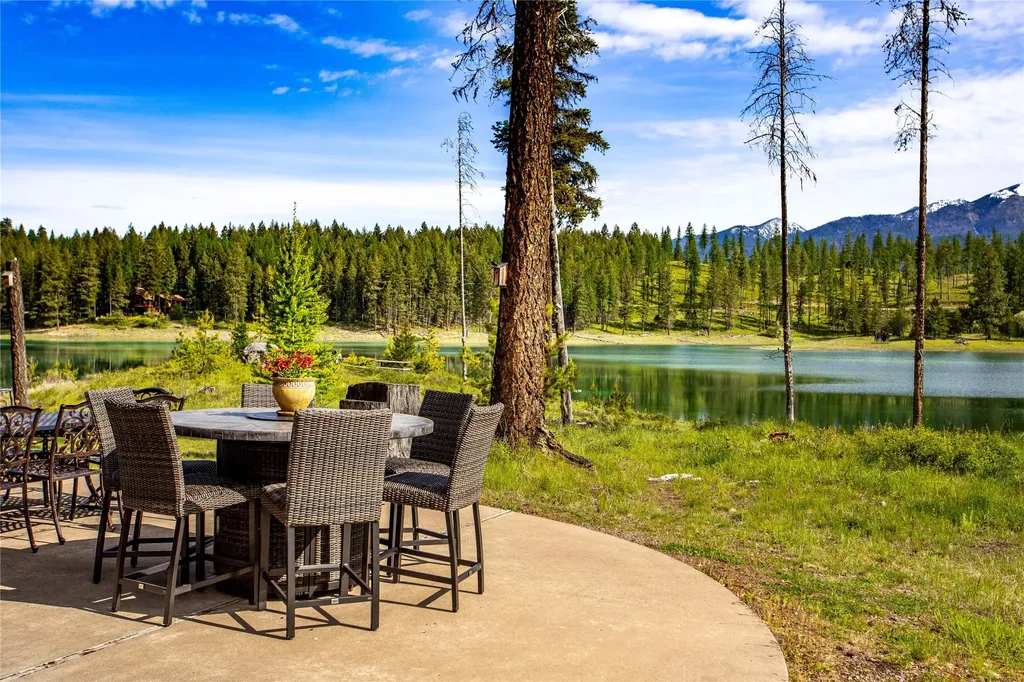 1029/1035 Lake Of The Woods Lane Bigfork MT 59911