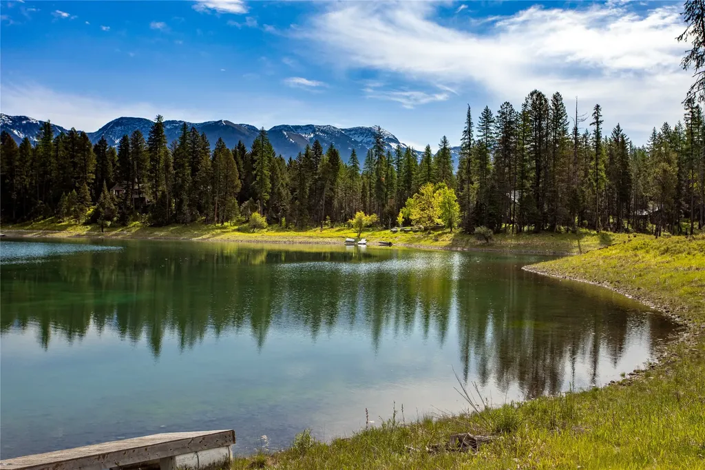 1029/1035 Lake Of The Woods Lane Bigfork MT 59911
