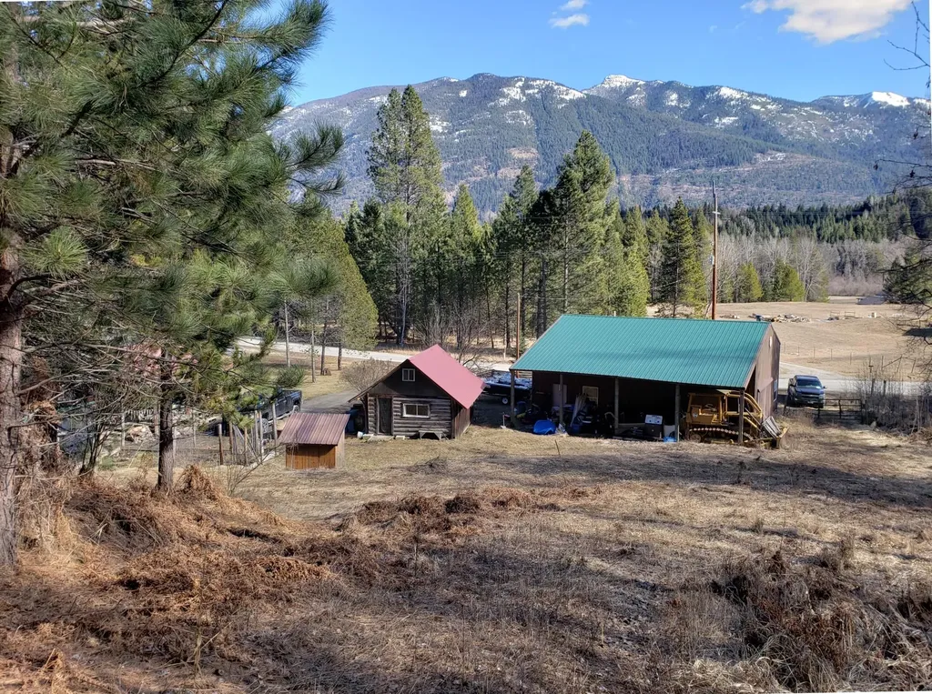 4340 Lake Creek Road Troy MT 59935