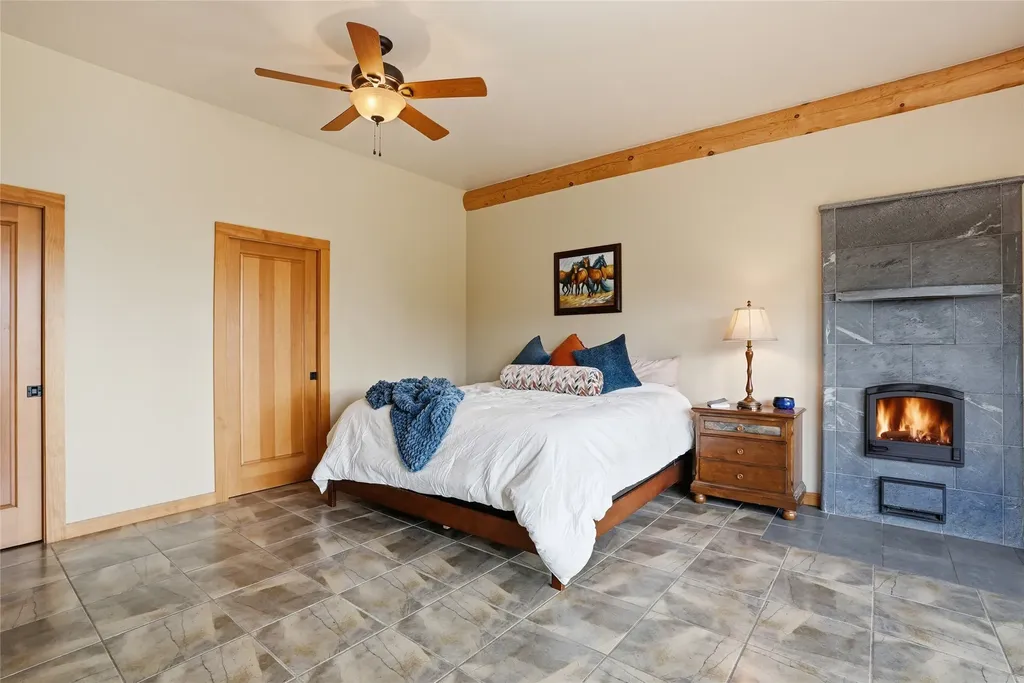 956 Falling Star Road Victor MT 59875