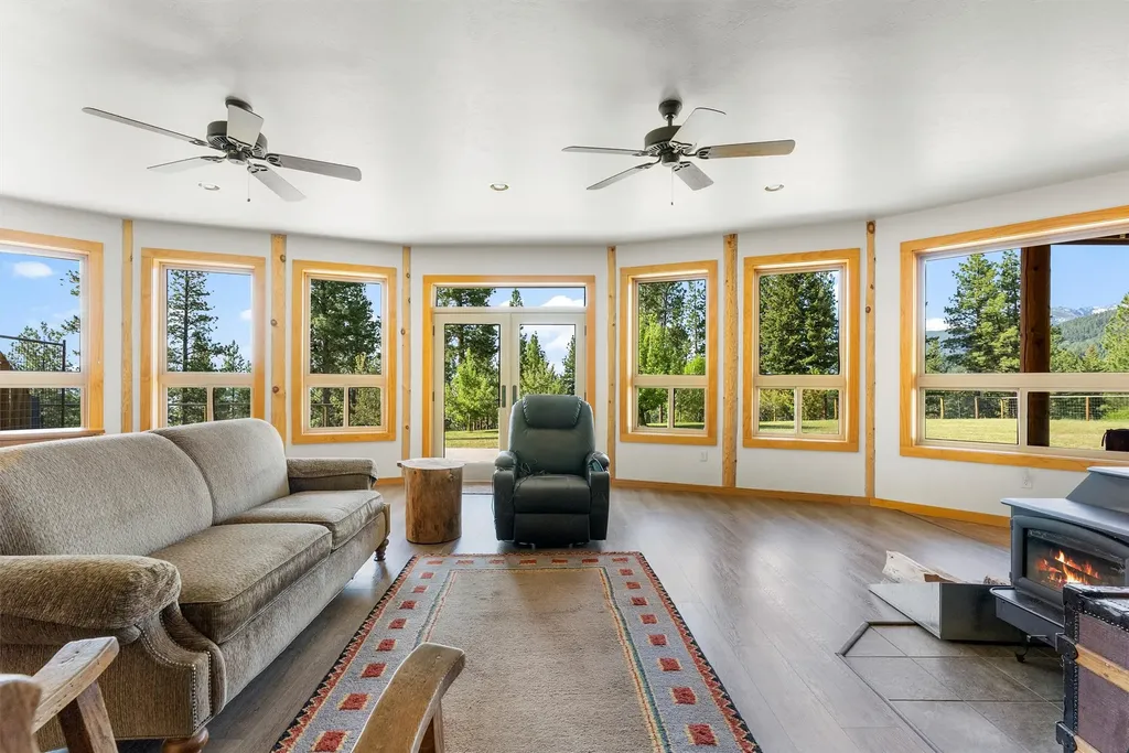 956 Falling Star Road Victor MT 59875
