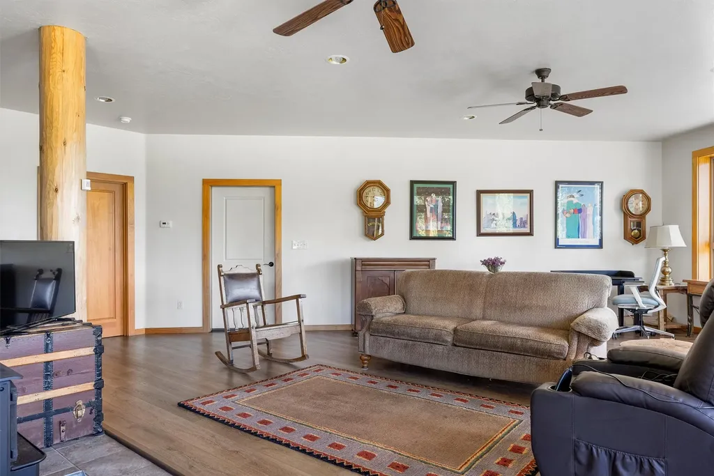 956 Falling Star Road Victor MT 59875