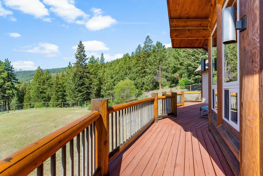 956 Falling Star Road Victor MT 59875