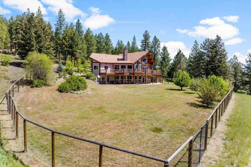 956 Falling Star Road Victor MT 59875