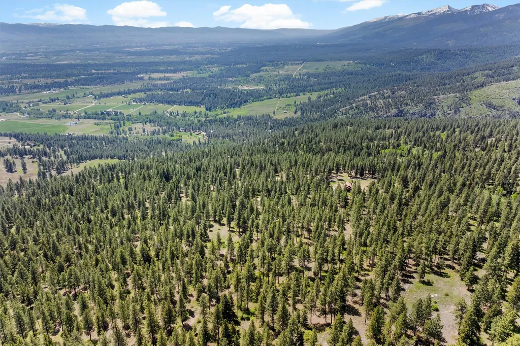 956 Falling Star Road Victor MT 59875