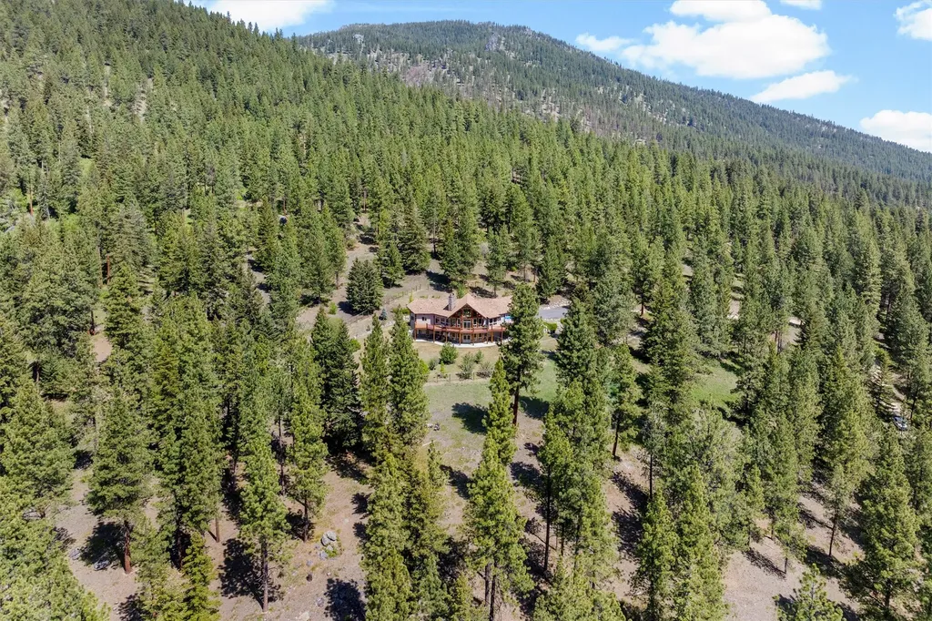 956 Falling Star Road Victor MT 59875
