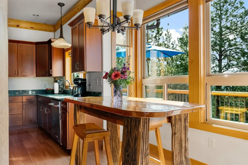 956 Falling Star Road Victor MT 59875