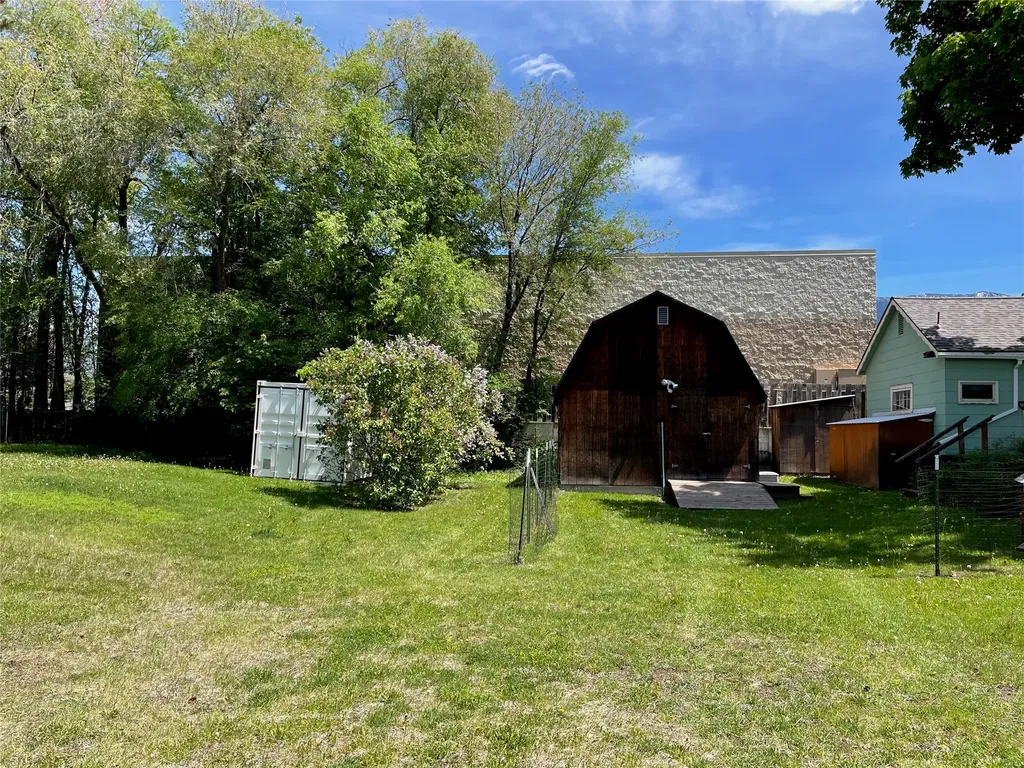 929 9th Street W Columbia Falls MT 59912