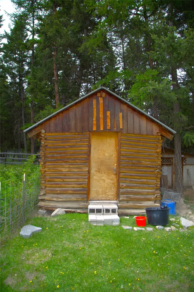 330 Wildebeest Lane Marion MT 59925