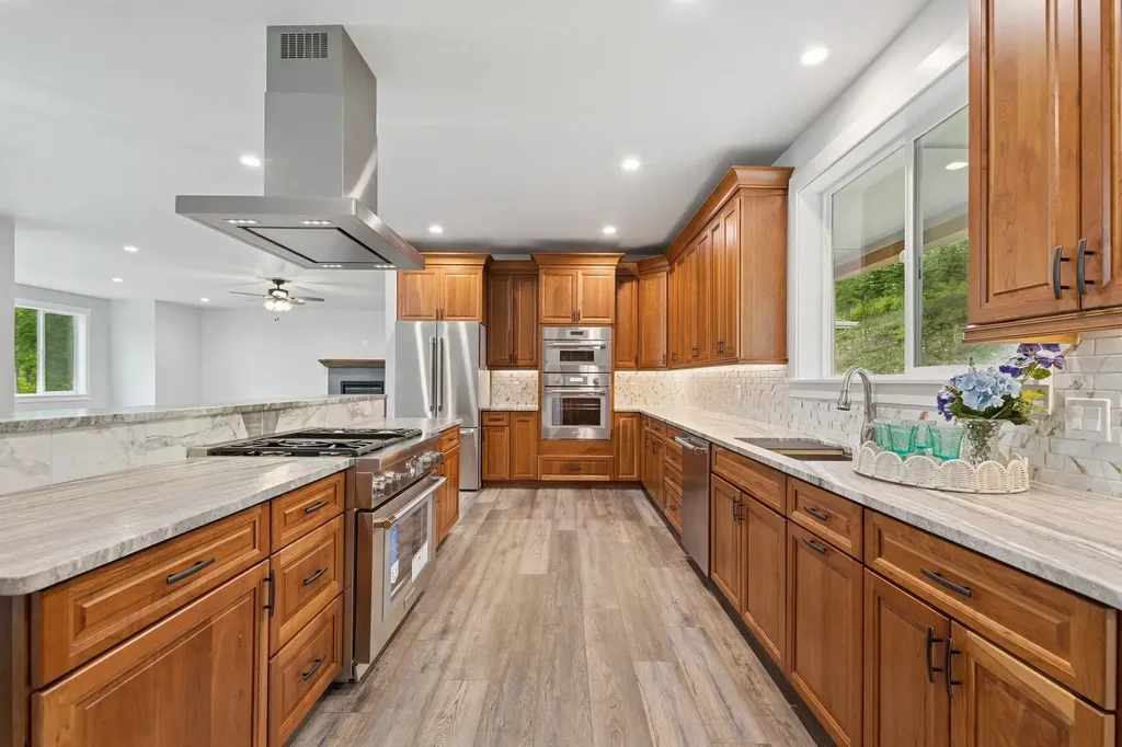 323 Skookum Road Lakeside MT 59922