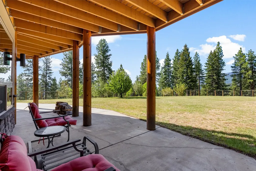 956 And 952 Falling Star Road Victor MT 59875