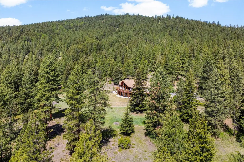 956 And 952 Falling Star Road Victor MT 59875