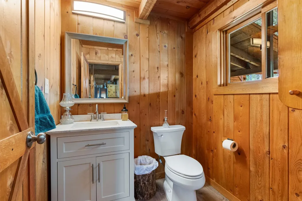 438 Blue Jay Lane Hamilton MT 59840