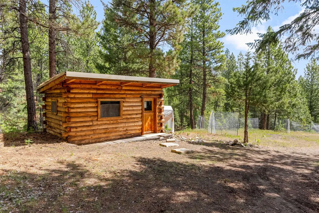 438 Blue Jay Lane Hamilton MT 59840