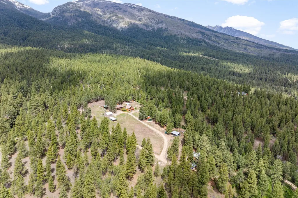 438 Blue Jay Lane Hamilton MT 59840