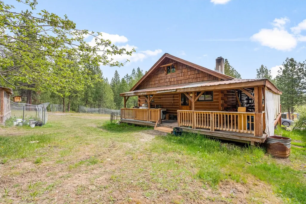 438 Blue Jay Lane Hamilton MT 59840