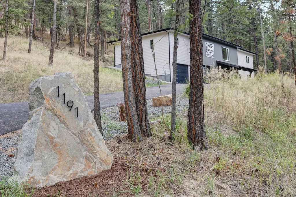 1191 Big Flat Road Missoula MT 59804