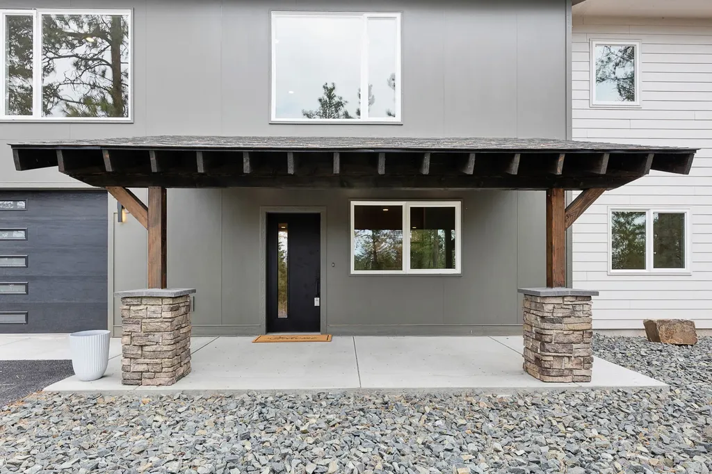 1191 Big Flat Road Missoula MT 59804